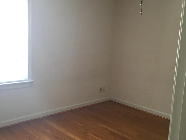 301 Janlar Dr — Photo 7
