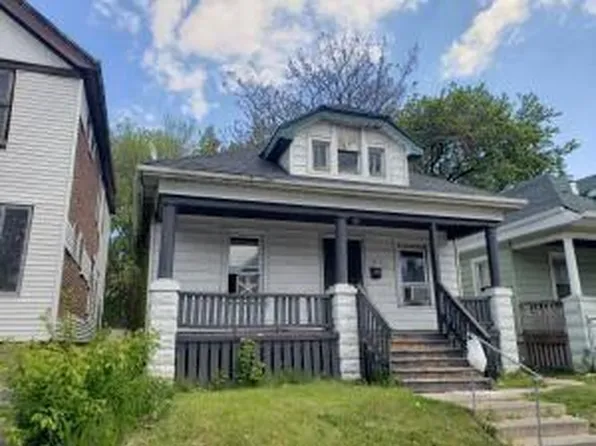 2832 N 35th STREET, Milwaukee, WI 53210
