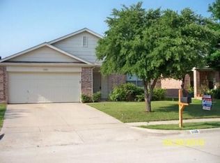 1105 Beechwood Dr, Denton, TX 76210