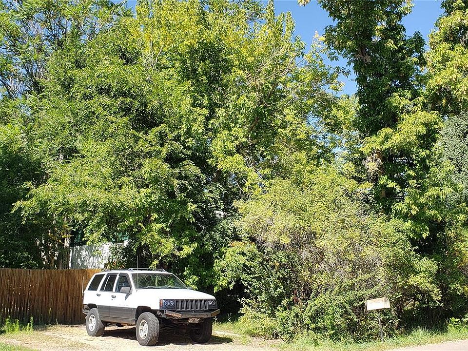1st image of 2055 Estes Street