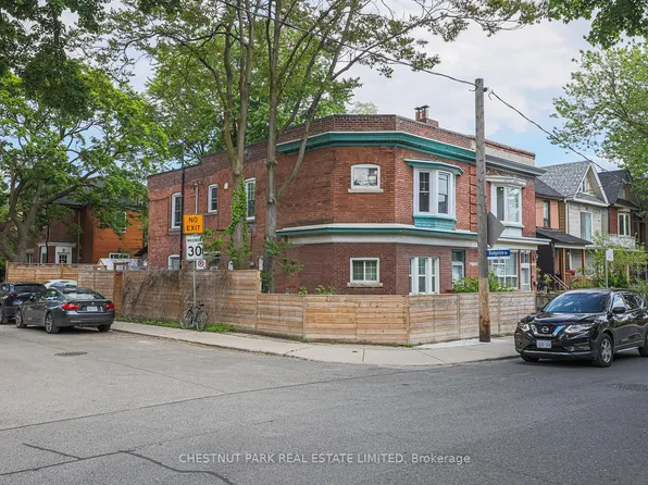 253 Pape Ave, Toronto, ON M4M 2W4