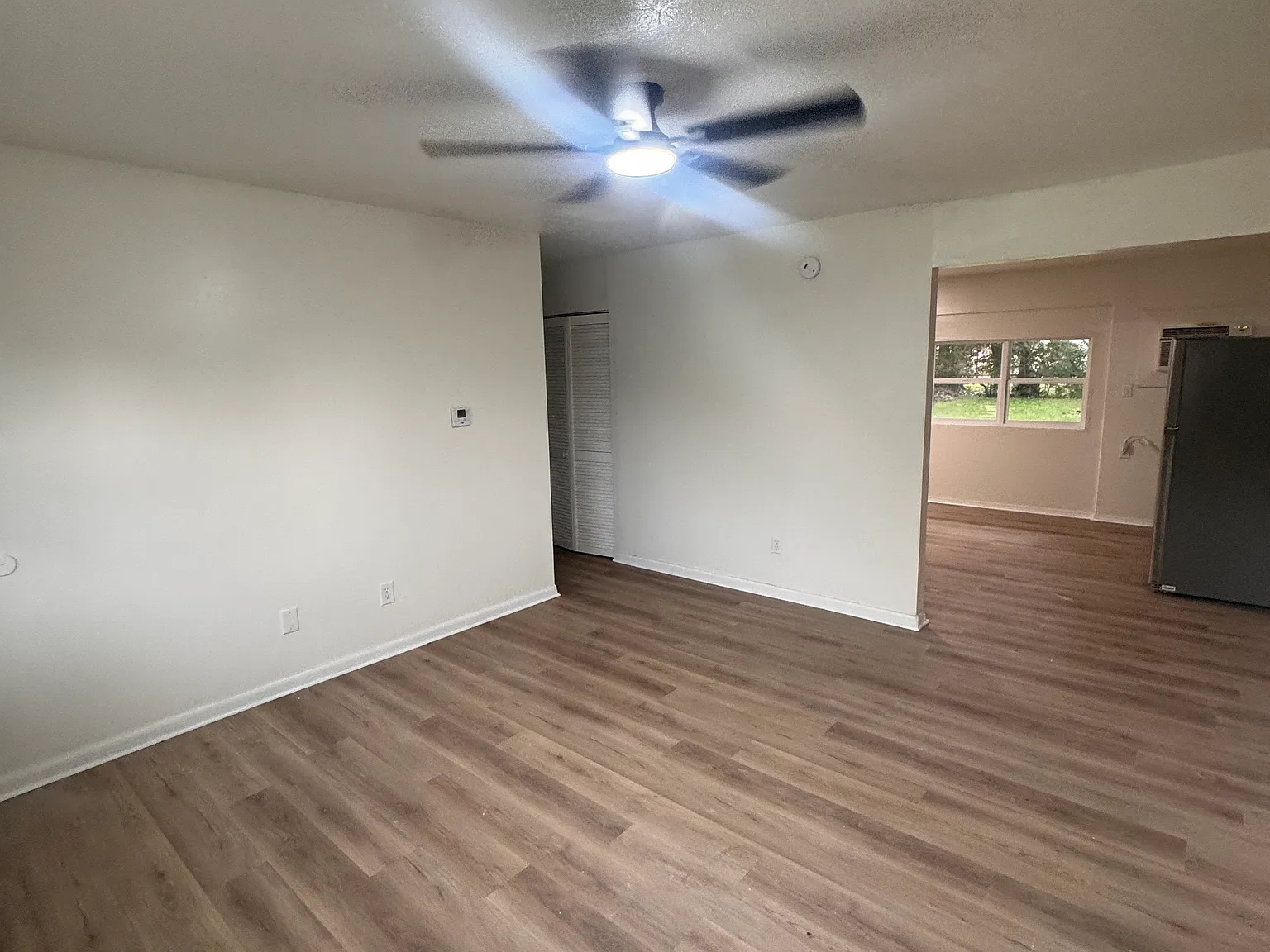 4 bed, 1300 sqft, $1,790 — Photo 2