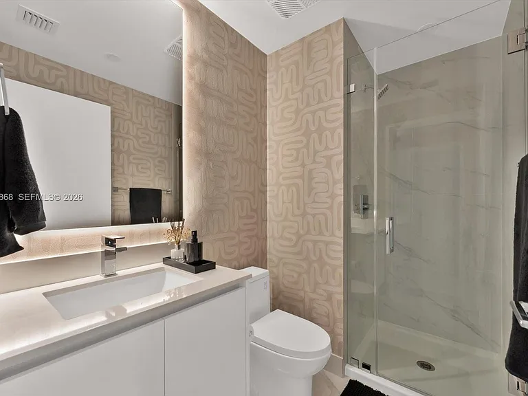700 NE 24th St #1602 — Photo 22