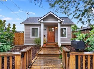 7925 NE Klickitat St, Portland, OR 97213