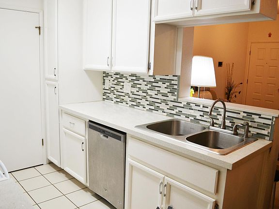 Kitchen - New stainless steel (interior as well) dishwasher