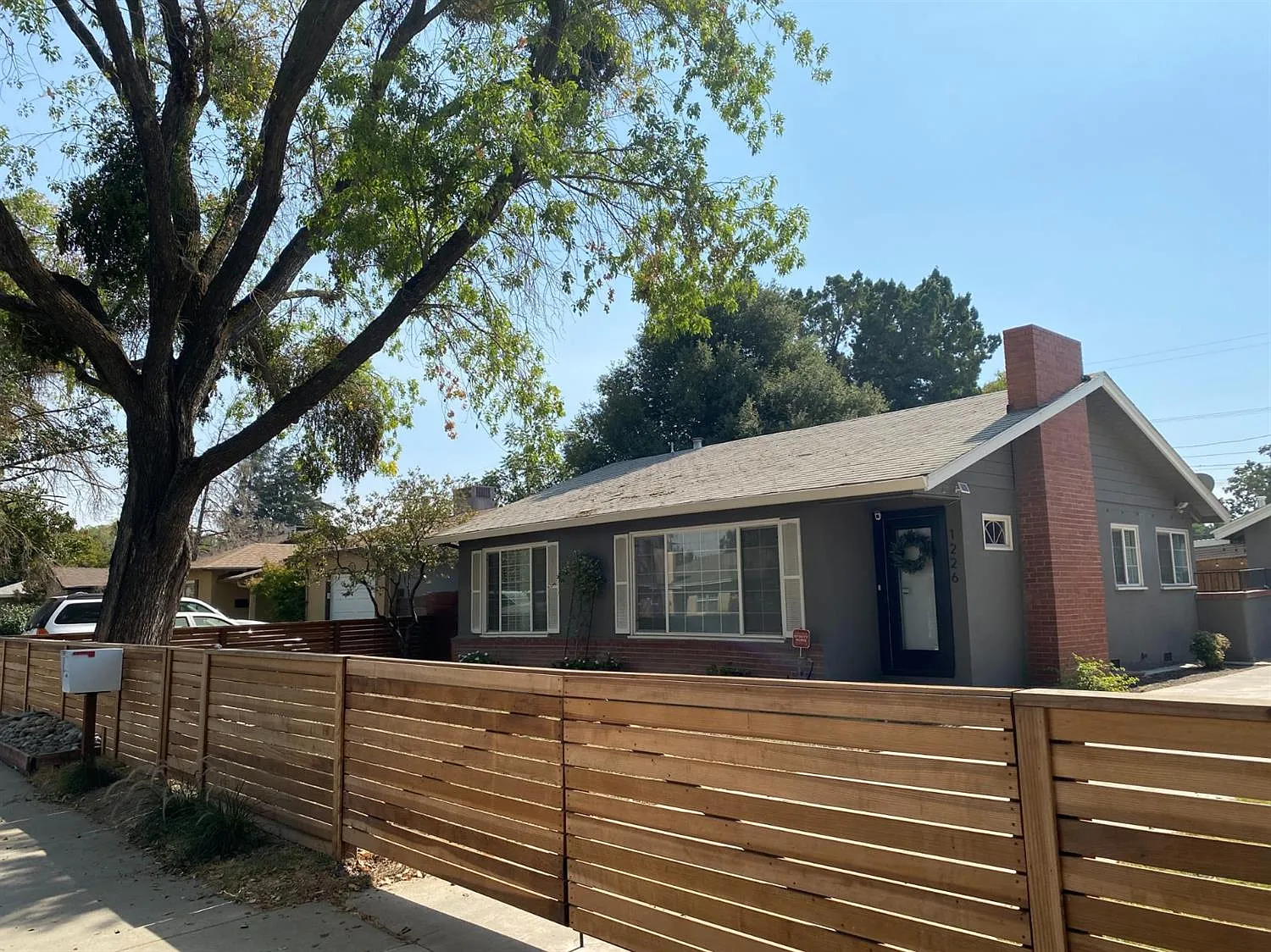 1226 College Ct photo 1