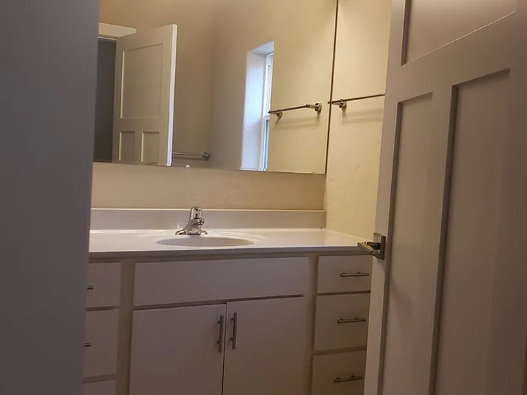 525 E Kiowa St #201 — Photo 11