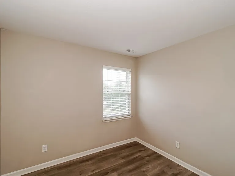 10126 Green Hedge Ave — Photo 12