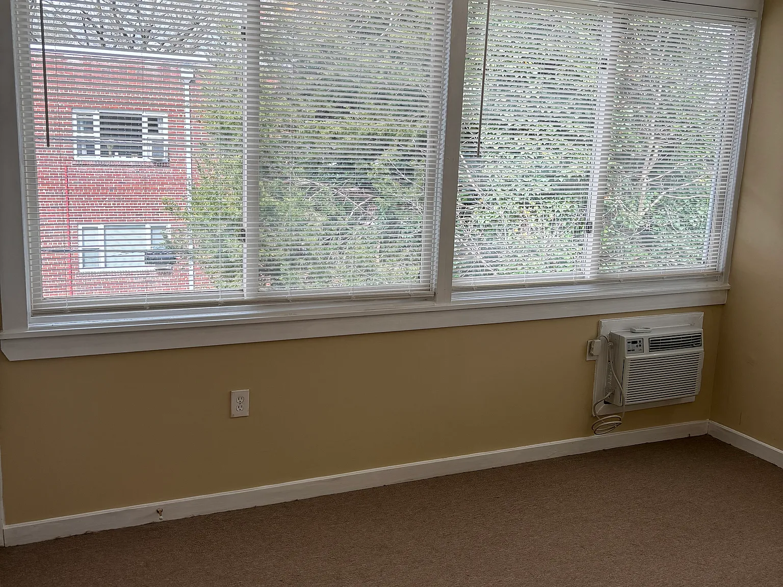 2 bed, 900 sqft, $2,295 — Photo 4