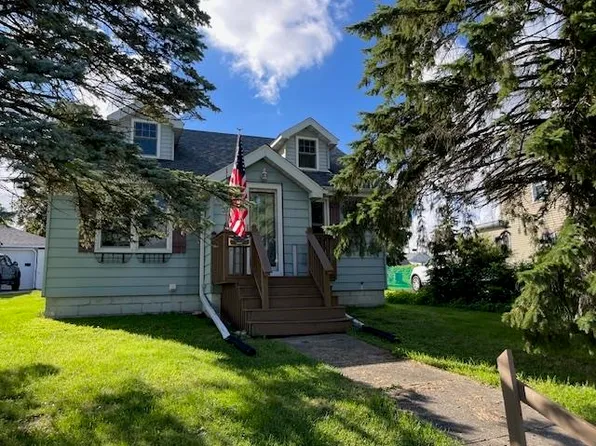 312 Rosendale St, Beaver Dam, WI 53916