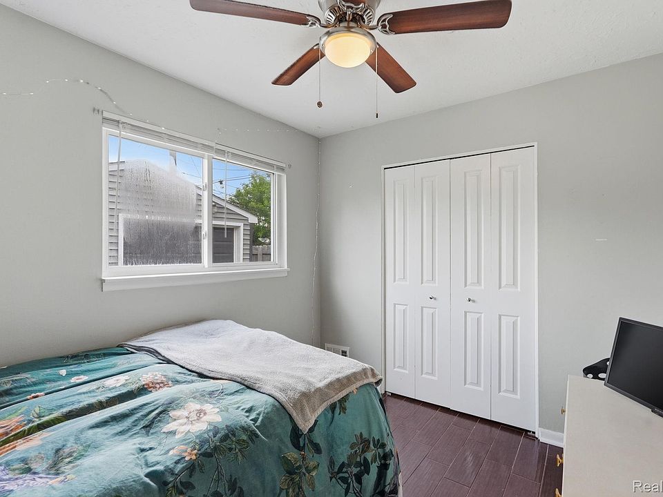 733 Camden St, photo 12