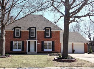10209 Melrose St, Overland Park, KS 66214