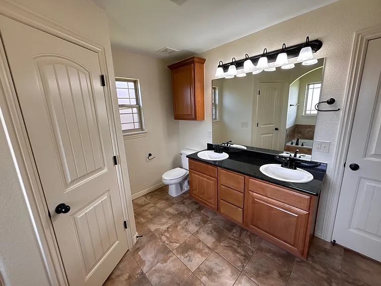 Primary bath with separate shower and tub