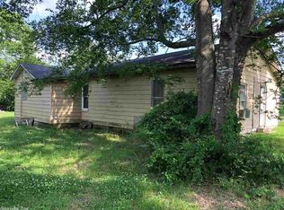 409 S Drew St, Star City, AR 71667