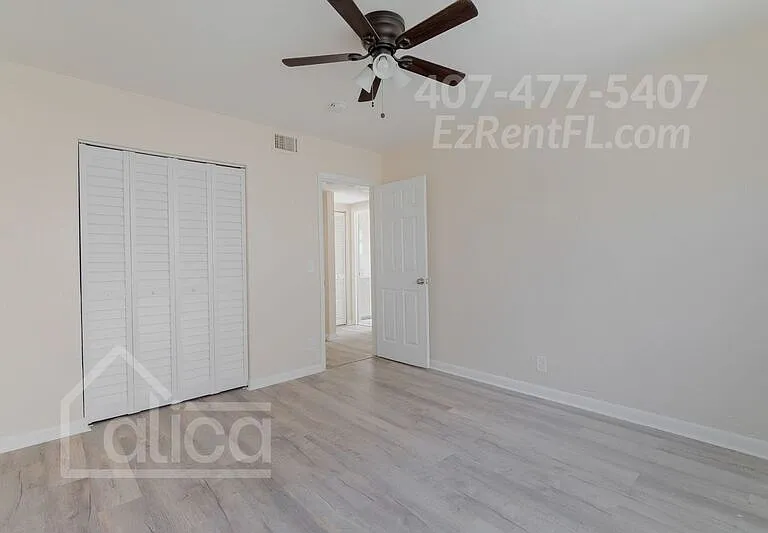 616 8th St #6 — Photo 8