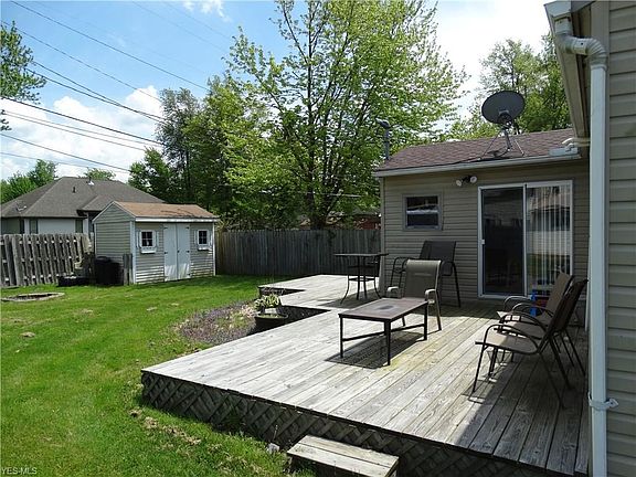 3rd image of 2122 Morningside Dr