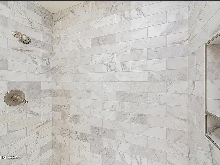 2417 N Palo Hacha Dr — Photo 21