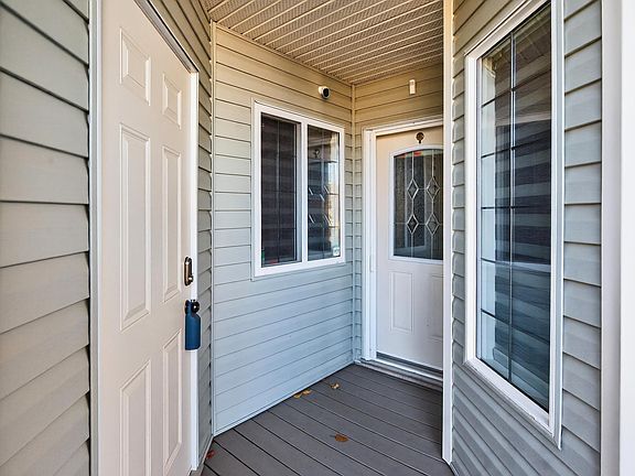4th image of 18 Briarwood Way