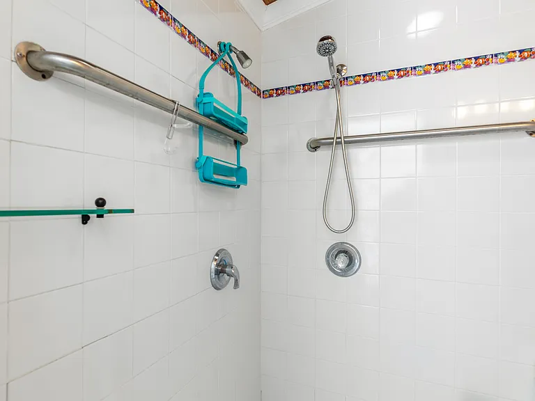906 Truman Ave #2 — Photo 18