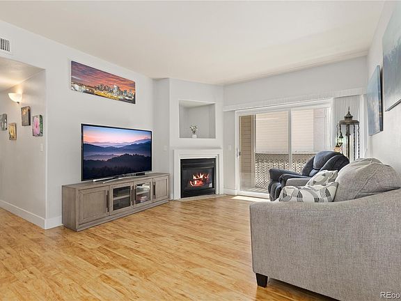 3rd image of 1128 Opal Street #102