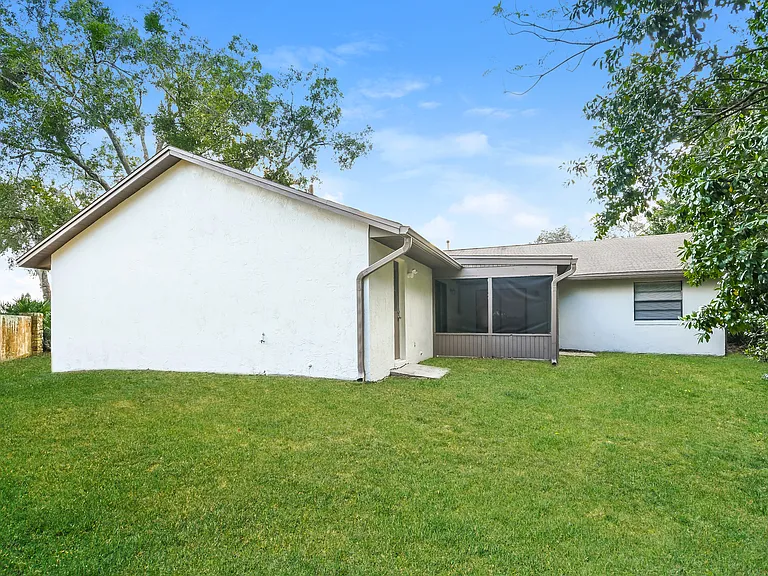 399 Eagle Cir — Photo 15