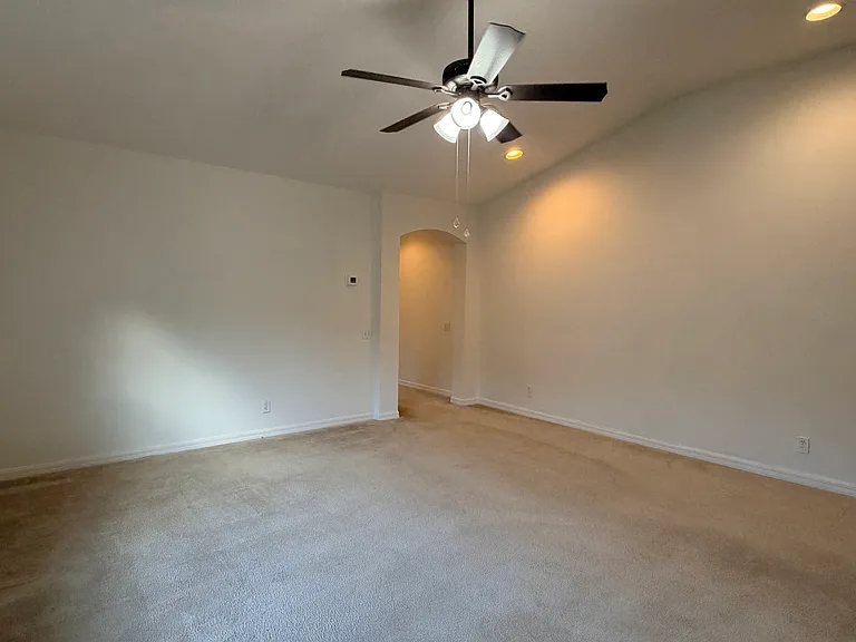 4212 Bismarck Palm Dr — Photo 27
