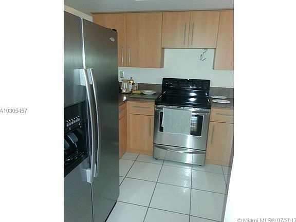 4th image of 11061 NW 7th St APT 103-12