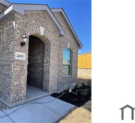 1st image of 2109 Penaflor Dr