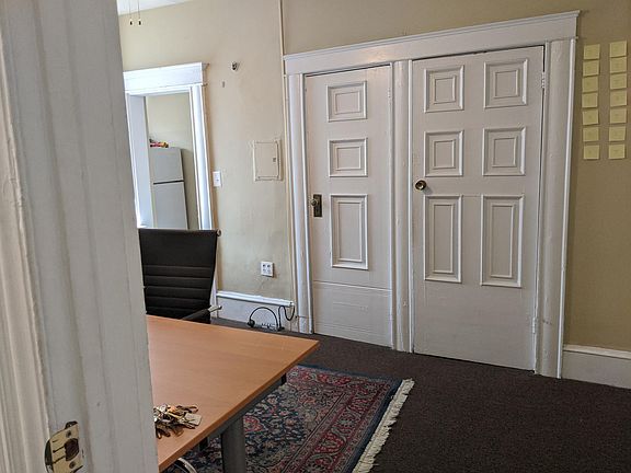3rd image of 416 S 41st St APT 12