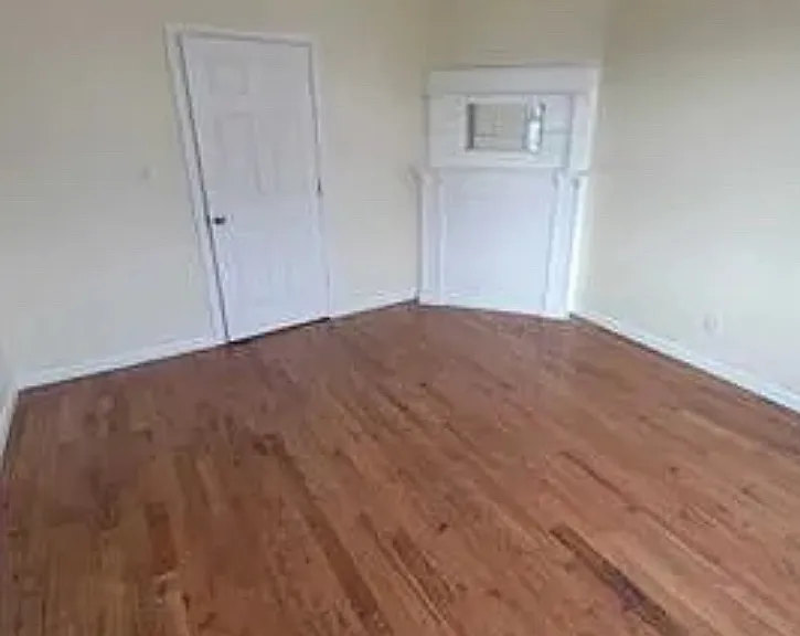 85 Littleton Ave #3 — Photo 2