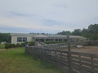 239 Deer Trl, Hamlet, NC 28345