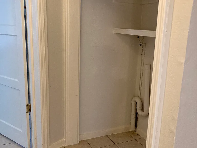 13946 Morgan Ave — Photo 10
