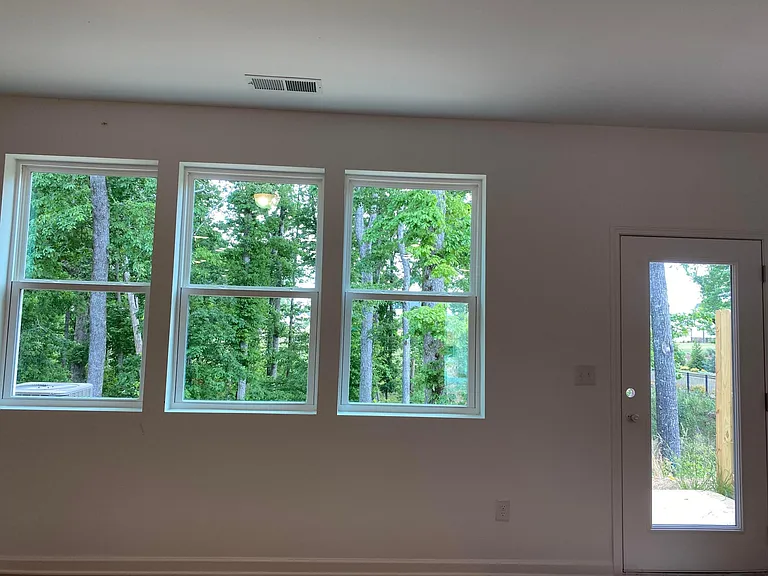 5930 Lyon St — Photo 22