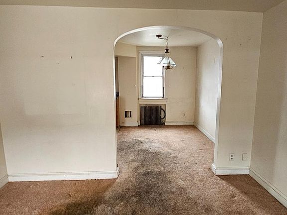 4th image of 1752 Lyman Pl NE