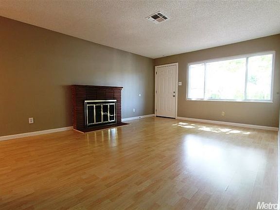 2nd image of 4930 Alcott Dr