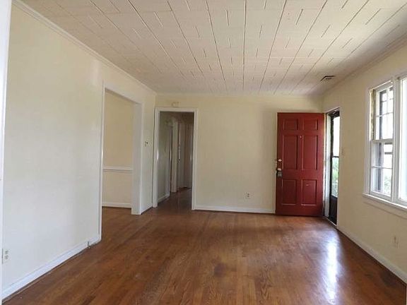 5th image of 8521 Weldon Dr