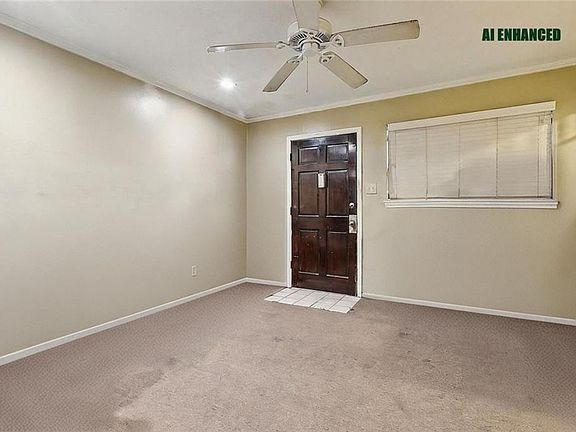 3rd image of 2855 Saint Charles Ave APT 104