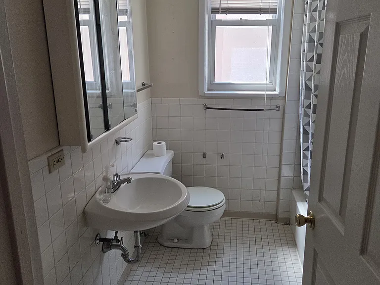 1243 W Hood Ave #1S — Photo 6