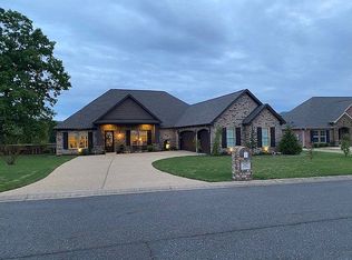 242 Callaway Cir, Hot Springs, AR 71913