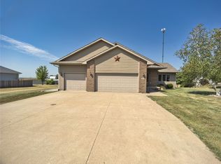 109 Rose Ln, Monroe, IA 50170
