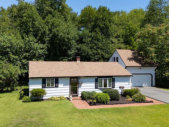 2nd image of 20 Ledgewood Dr