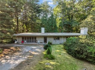 32 Atherton Rd, East Greenwich, RI 02818