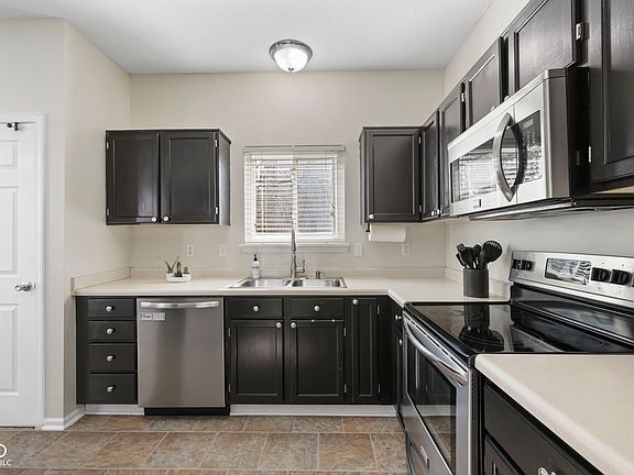 4th image of 18865 Wimbley Way
