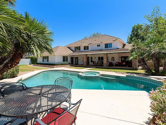 2nd image of 1420 E Palomino Dr