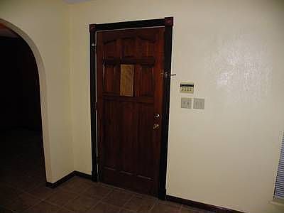2nd image of 1806 Dulcenea St