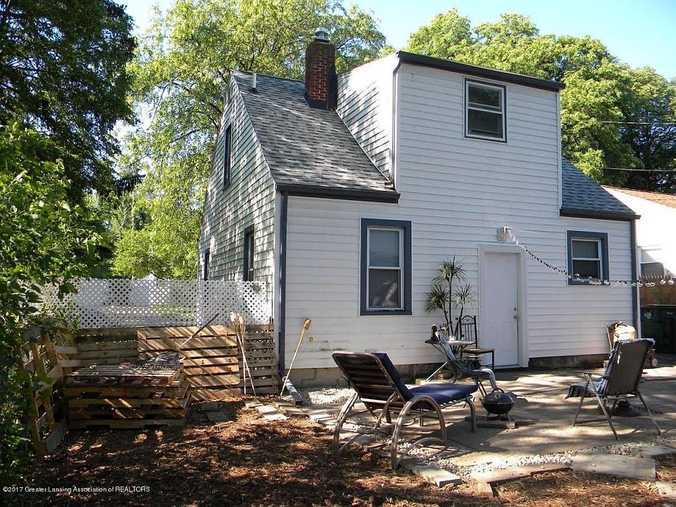 2nd image of 701 Paris Ave
