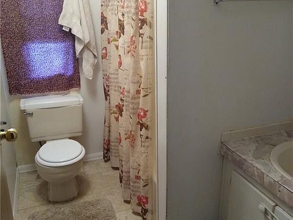 3rd image of 1585 Norris Lake Dr