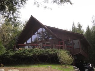 644 E Shore Dr, Adirondack, NY 12808
