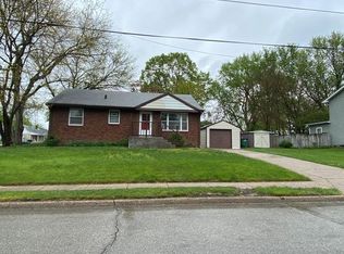 6625 Oliver Smith Dr, Urbandale, IA 50322