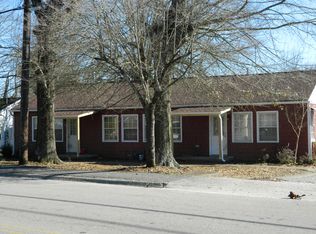 385 Robertsville Rd, Oak Ridge, TN 37830